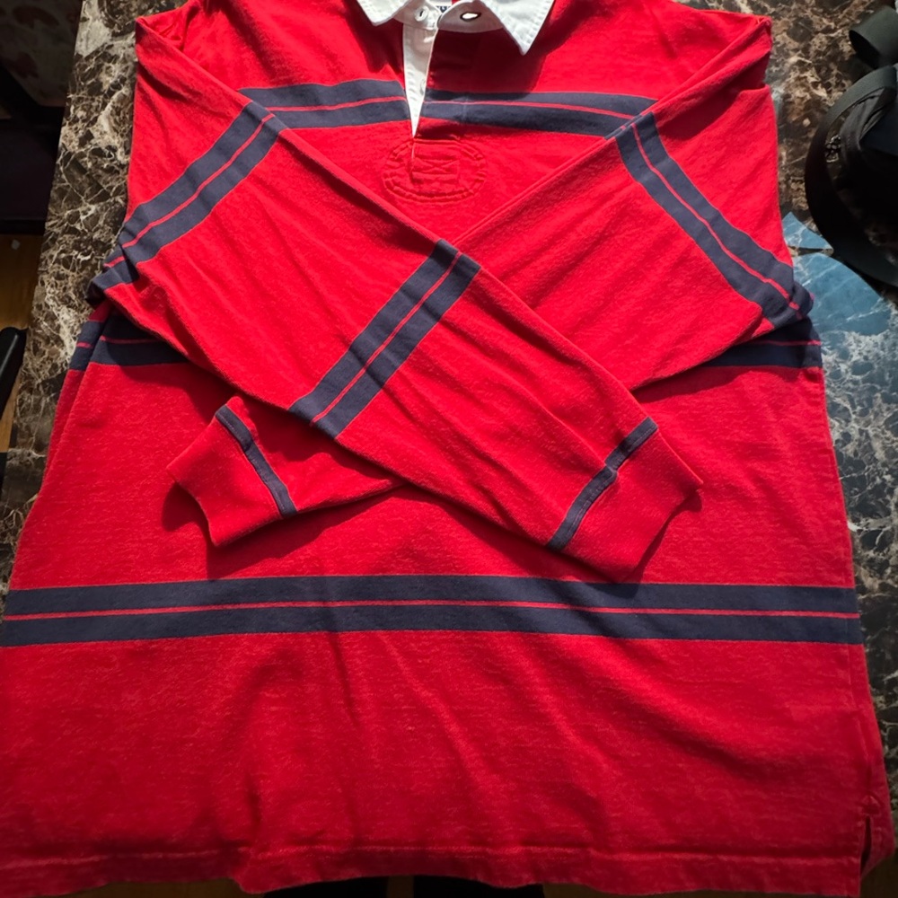 Tommy Hilfiger Red and Navy Crewneck Sweater